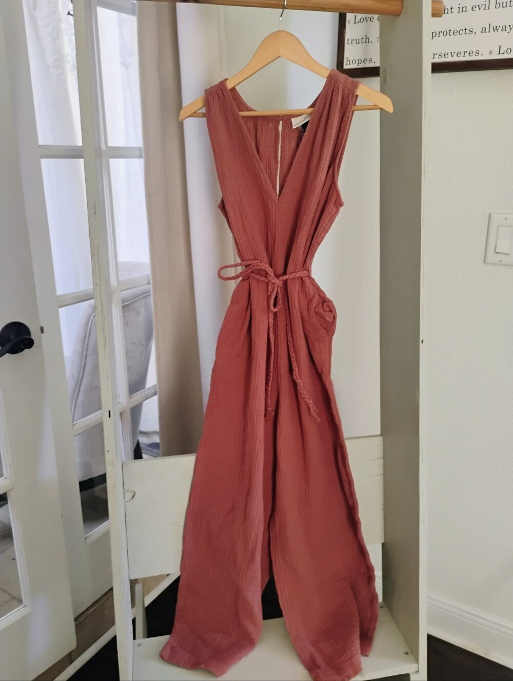Sleeveless V-Neck Wide-Leg Jumpsuit in Rust